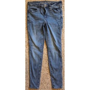NICE! American Eagle Women's Size 6 Regular Next Level Stretch Jeggins